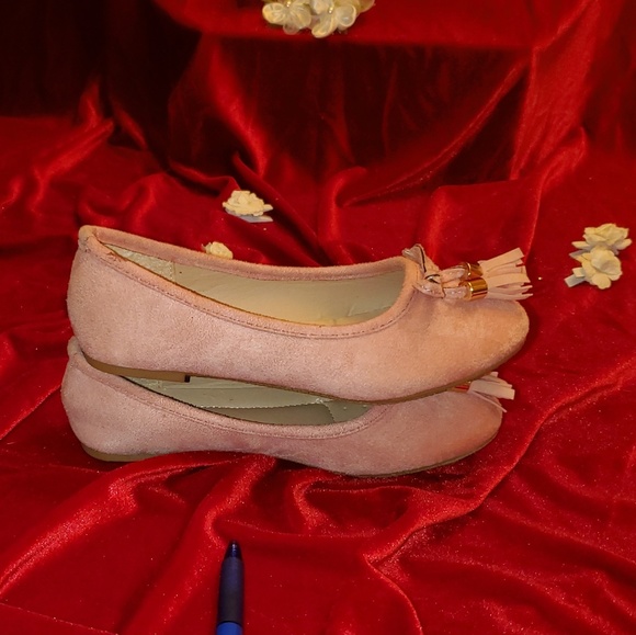 ❤ Flats- Causual- Dressy- Trendy- Cute❤ - Picture 4 of 6